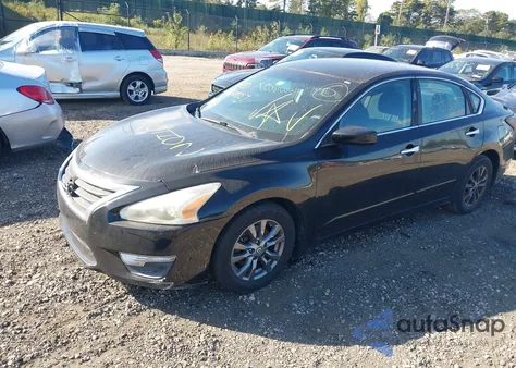 2015 Nissan Altima 2.5 S z USA, uszkodzony, nr VIN 1N4AL3AP6FN920788
